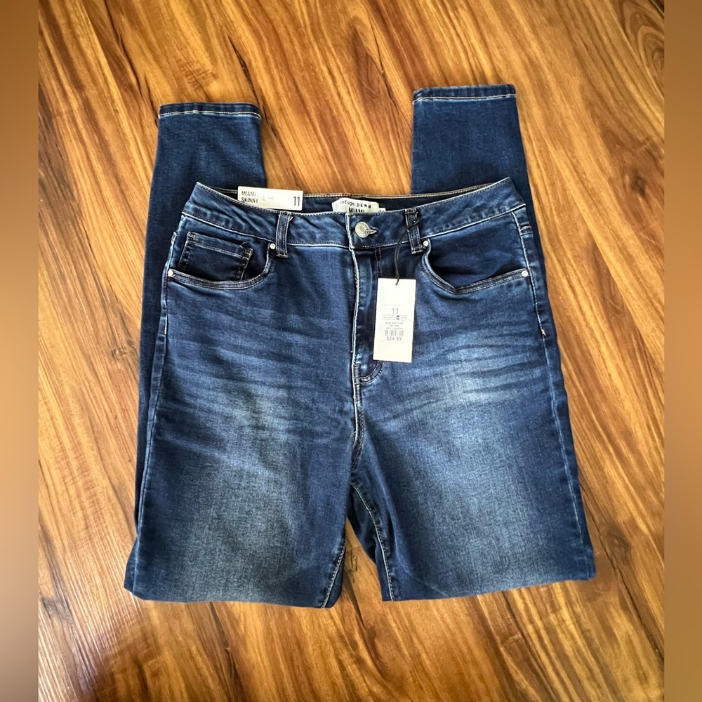 Size 11 Refuge High rise skinny dark wash jeans